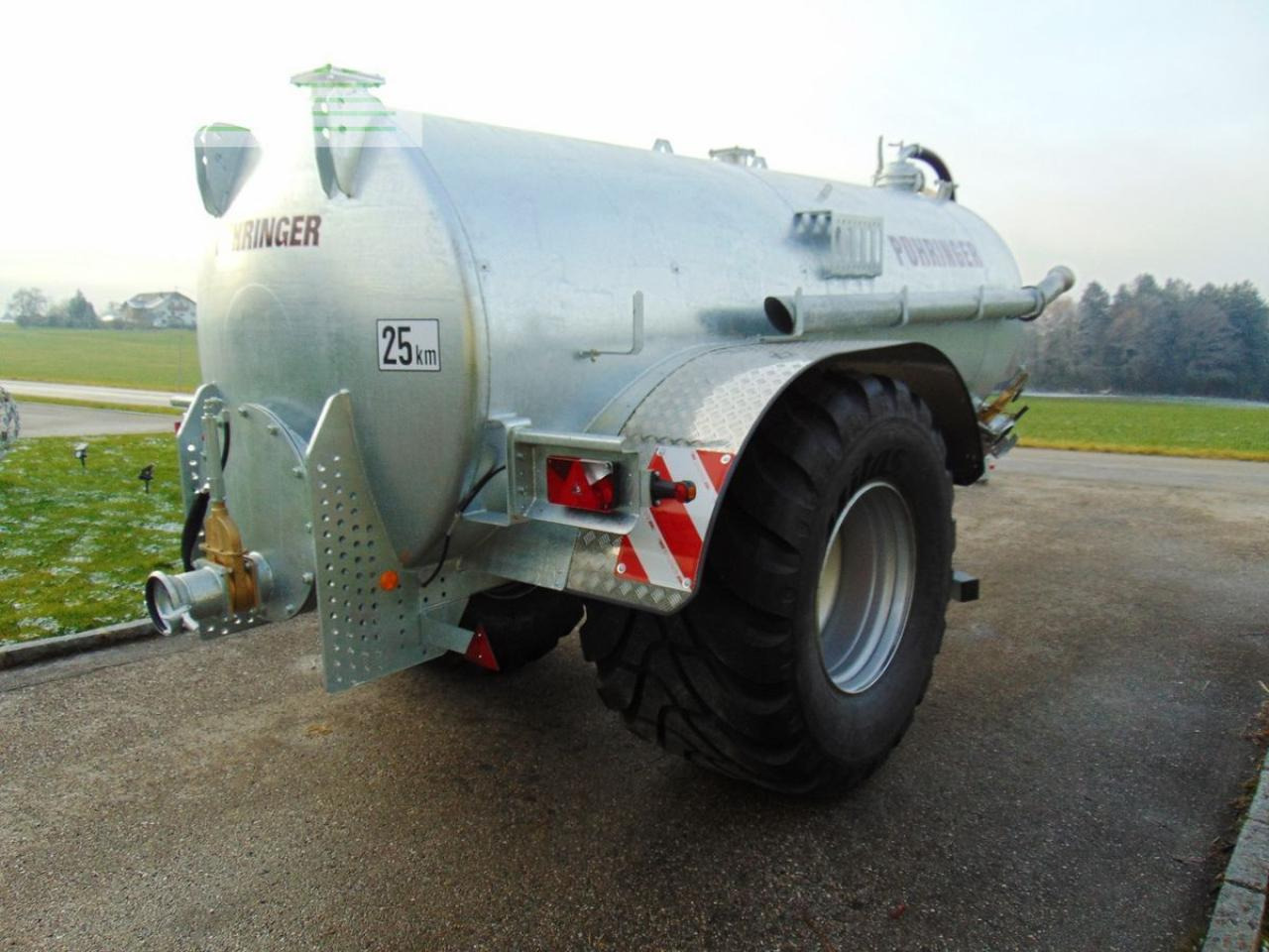 Pühringer 9000 - Cisterna za gnojnicu: slika Pühringer 9000 - Cisterna za gnojnicu Pühringer 9000 - Cisterna za gnojnicu: slika Pühringer 9000 - Cisterna za gnojnicu