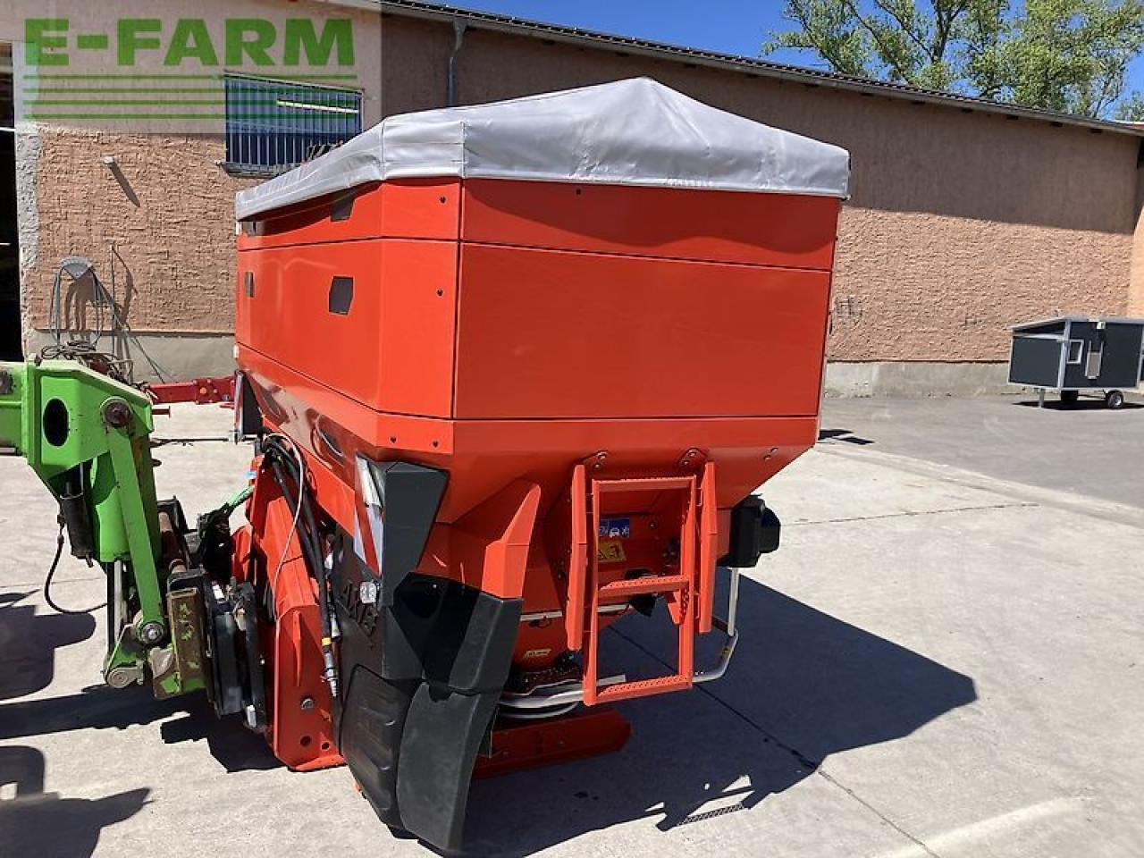 Rasipač gnojiva Rauch axis 50.2 emc+w *5200l behältervolumen*: slika Rasipač gnojiva Rauch axis 50.2 emc+w *5200l behältervolumen*