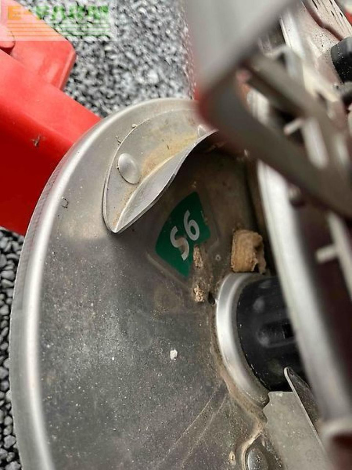 Rauch axis h 50.2 emc - Rasipač gnojiva: slika Rauch axis h 50.2 emc - Rasipač gnojiva Rauch axis h 50.2 emc - Rasipač gnojiva: slika Rauch axis h 50.2 emc - Rasipač gnojiva