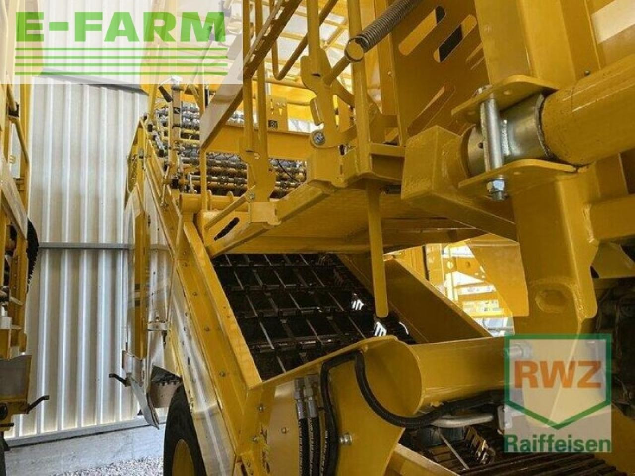 Ropa keiler 1 - Traktor: slika Ropa keiler 1 - Traktor Ropa keiler 1 - Traktor: slika Ropa keiler 1 - Traktor