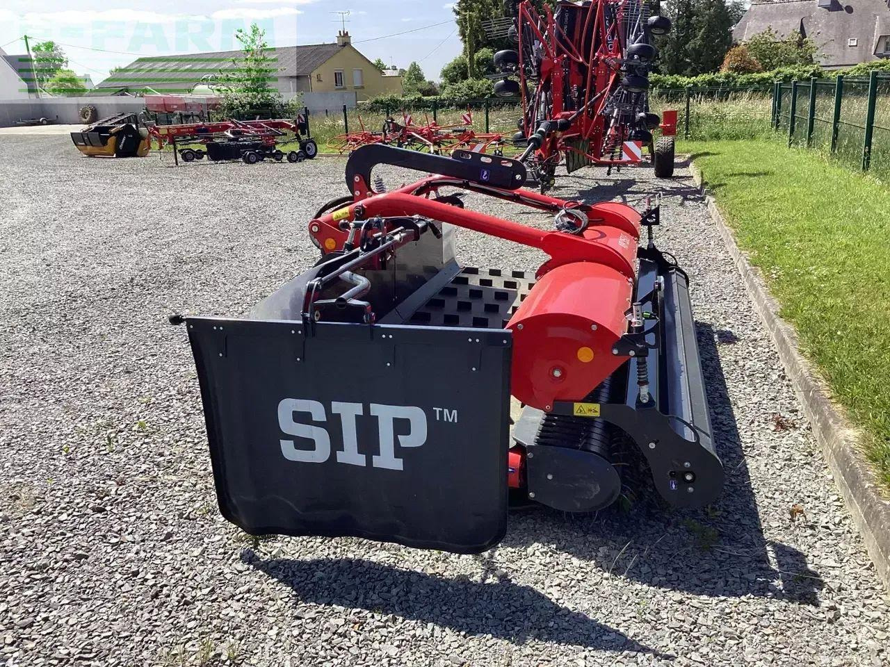 SIP air 350f - Prevrtač sijena/ Grabulje: slika SIP air 350f - Prevrtač sijena/ Grabulje SIP air 350f - Prevrtač sijena/ Grabulje: slika SIP air 350f - Prevrtač sijena/ Grabulje