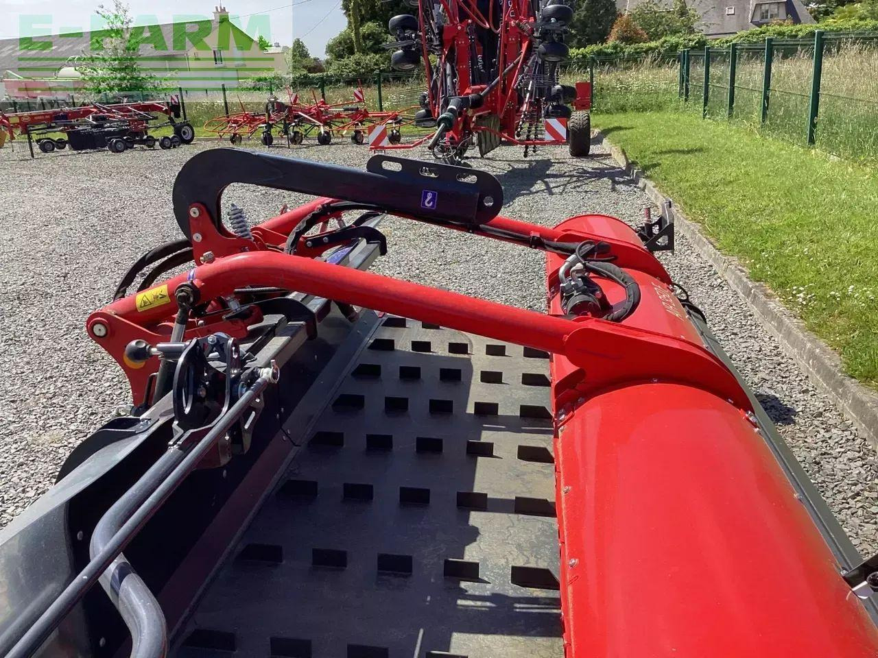 SIP air 350f - Prevrtač sijena/ Grabulje: slika SIP air 350f - Prevrtač sijena/ Grabulje SIP air 350f - Prevrtač sijena/ Grabulje: slika SIP air 350f - Prevrtač sijena/ Grabulje