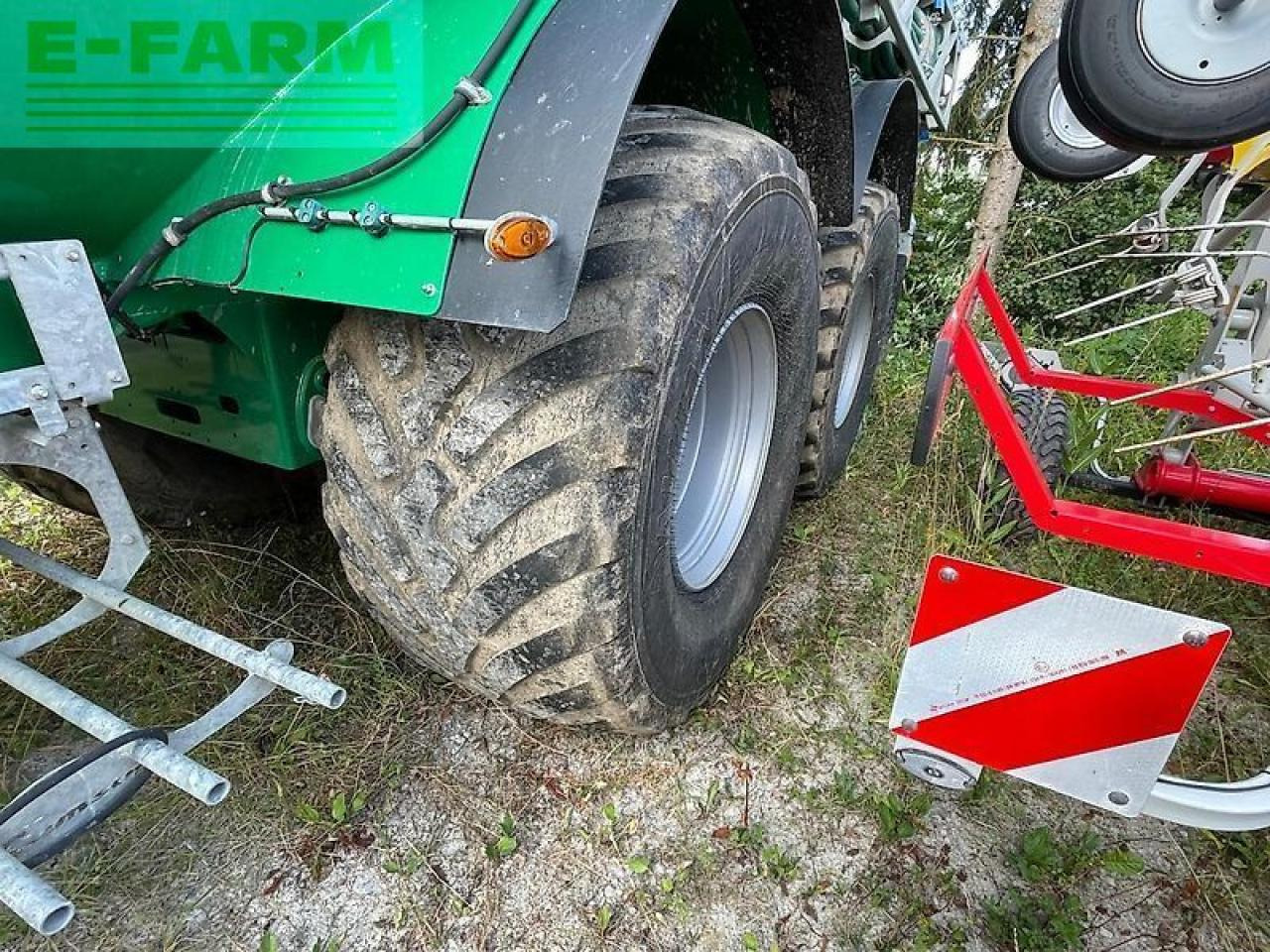 Samson tg18.4 - Oprema za gnojenje: slika Samson tg18.4 - Oprema za gnojenje Samson tg18.4 - Oprema za gnojenje: slika Samson tg18.4 - Oprema za gnojenje