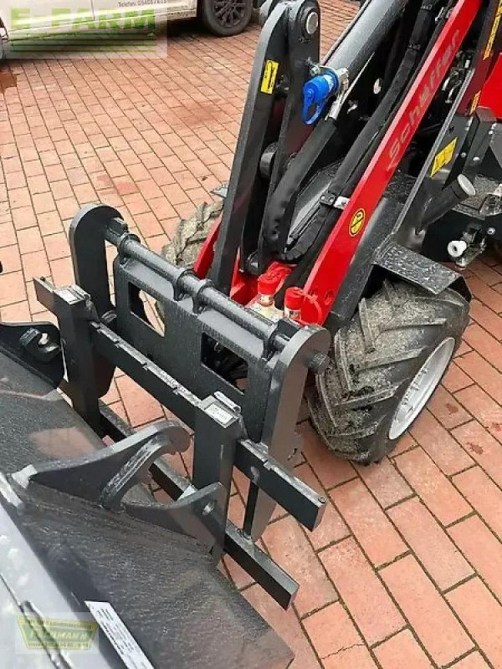 Schäffer 1622 - Utovarivač na kotačima: slika Schäffer 1622 - Utovarivač na kotačima Schäffer 1622 - Utovarivač na kotačima: slika Schäffer 1622 - Utovarivač na kotačima