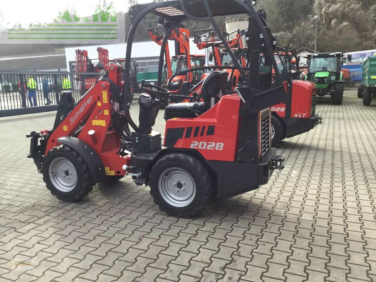 Schäffer 2028-2 - Utovarivač na kotačima: slika Schäffer 2028-2 - Utovarivač na kotačima Schäffer 2028-2 - Utovarivač na kotačima: slika Schäffer 2028-2 - Utovarivač na kotačima