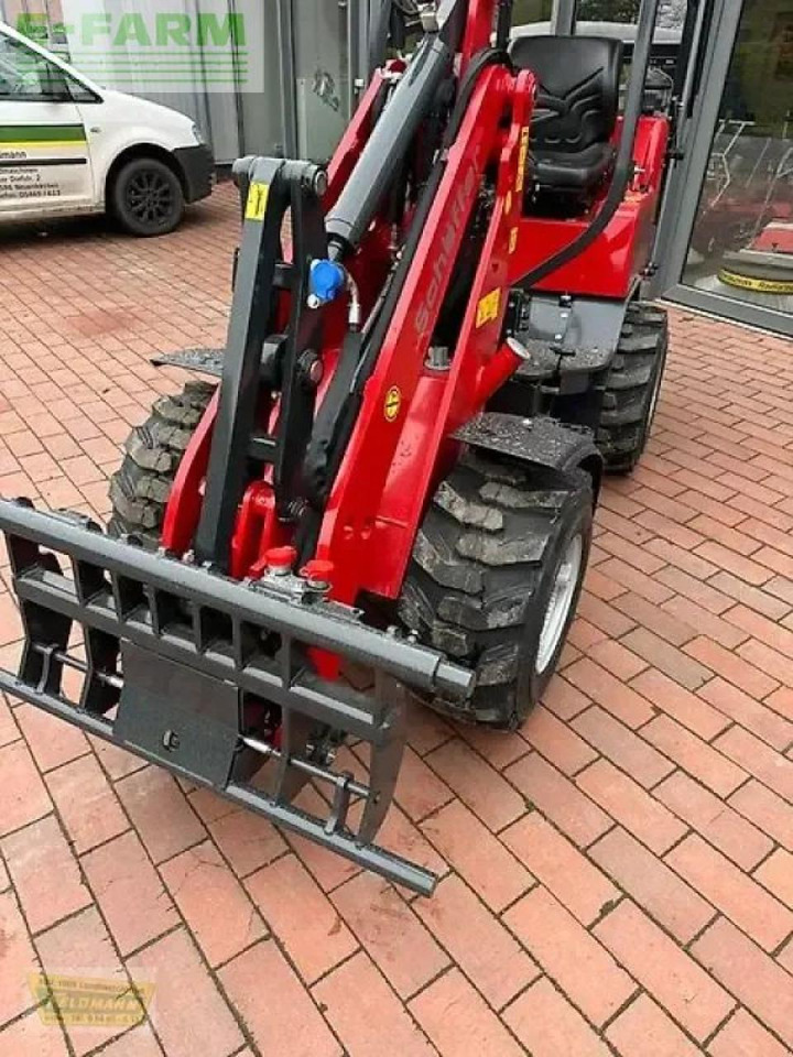 Schäffer 2028 - 2 euro-aufnahme - Utovarivač na kotačima: slika Schäffer 2028 - 2 euro-aufnahme - Utovarivač na kotačima Schäffer 2028 - 2 euro-aufnahme - Utovarivač na kotačima: slika Schäffer 2028 - 2 euro-aufnahme - Utovarivač na kotačima