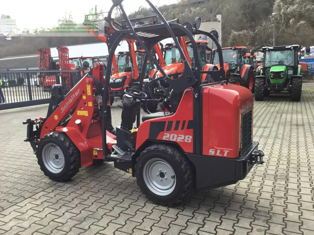 Schäffer 2028 slt - Utovarivač na kotačima: slika Schäffer 2028 slt - Utovarivač na kotačima Schäffer 2028 slt - Utovarivač na kotačima: slika Schäffer 2028 slt - Utovarivač na kotačima