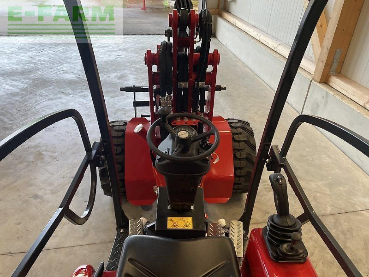 Schäffer 2028 slt - Mini bager: slika Schäffer 2028 slt - Mini bager Schäffer 2028 slt - Mini bager: slika Schäffer 2028 slt - Mini bager