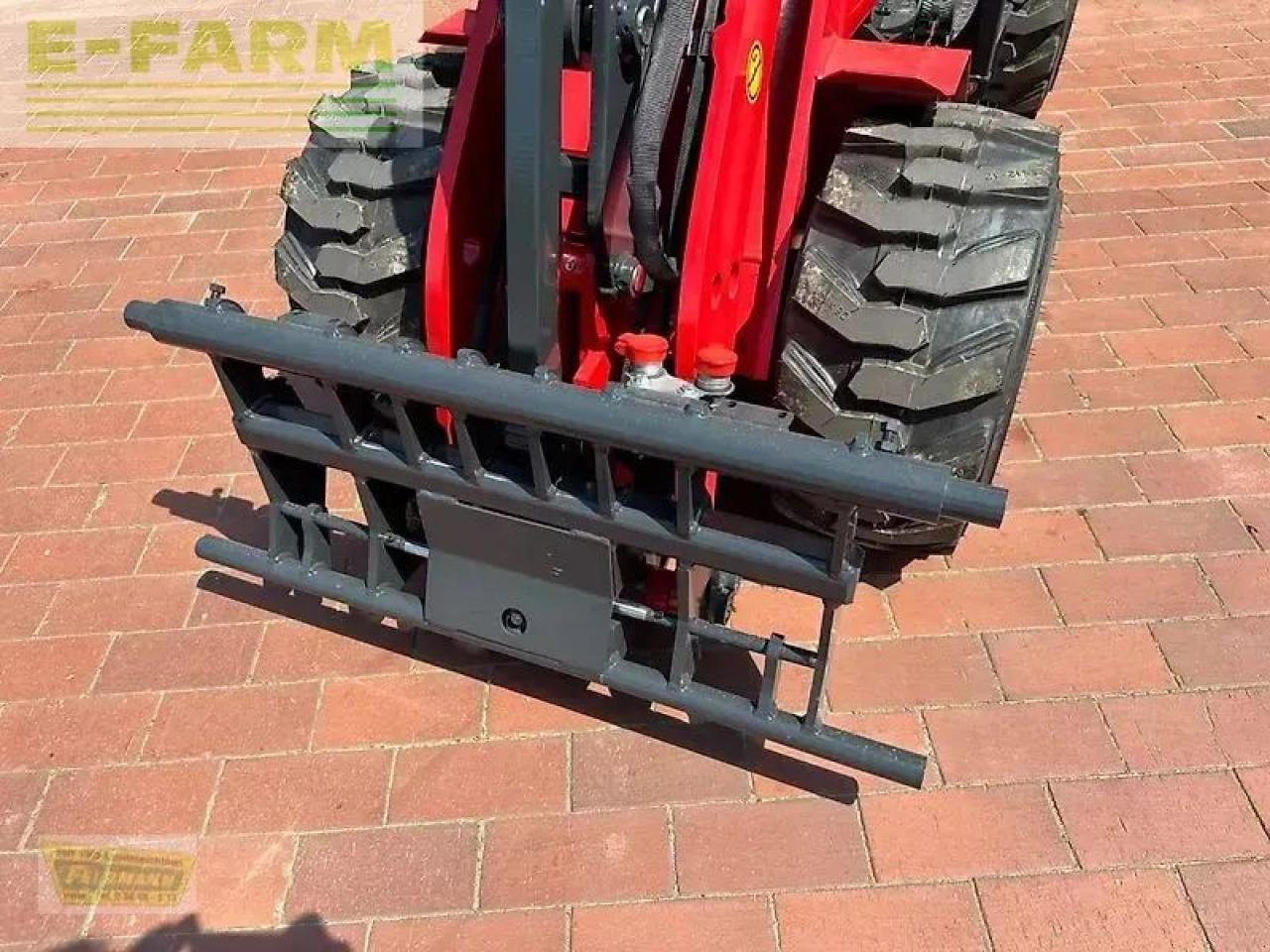 Schäffer 2028 slt sofort verfügbar - Utovarivač na kotačima: slika Schäffer 2028 slt sofort verfügbar - Utovarivač na kotačima Schäffer 2028 slt sofort verfügbar - Utovarivač na kotačima: slika Schäffer 2028 slt sofort verfügbar - Utovarivač na kotačima