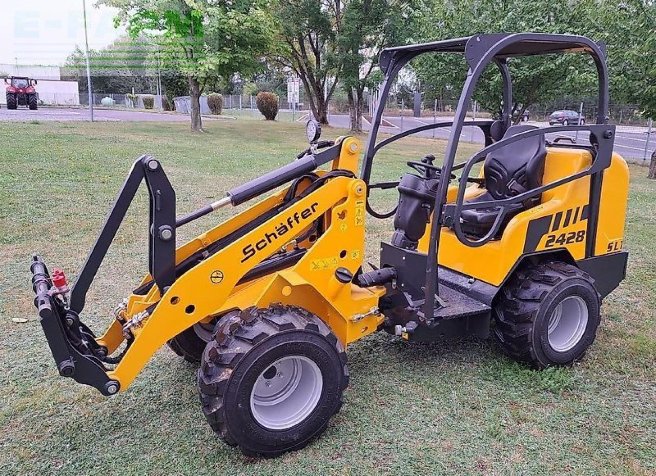 Schäffer 2428 slt mit fsd - Mini bager: slika Schäffer 2428 slt mit fsd - Mini bager Schäffer 2428 slt mit fsd - Mini bager: slika Schäffer 2428 slt mit fsd - Mini bager