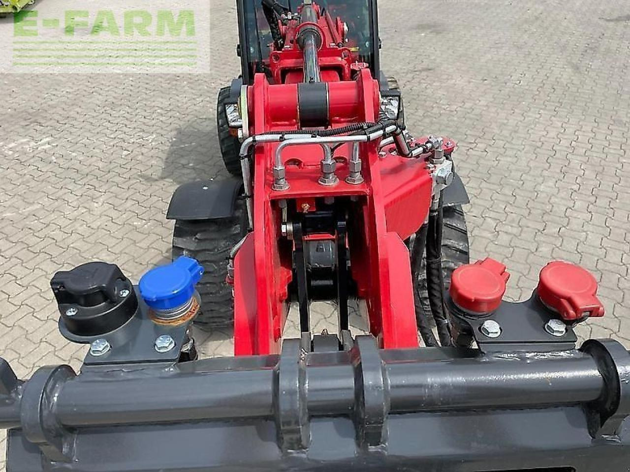 Schäffer 2630t slt - Mini bager: slika Schäffer 2630t slt - Mini bager Schäffer 2630t slt - Mini bager: slika Schäffer 2630t slt - Mini bager