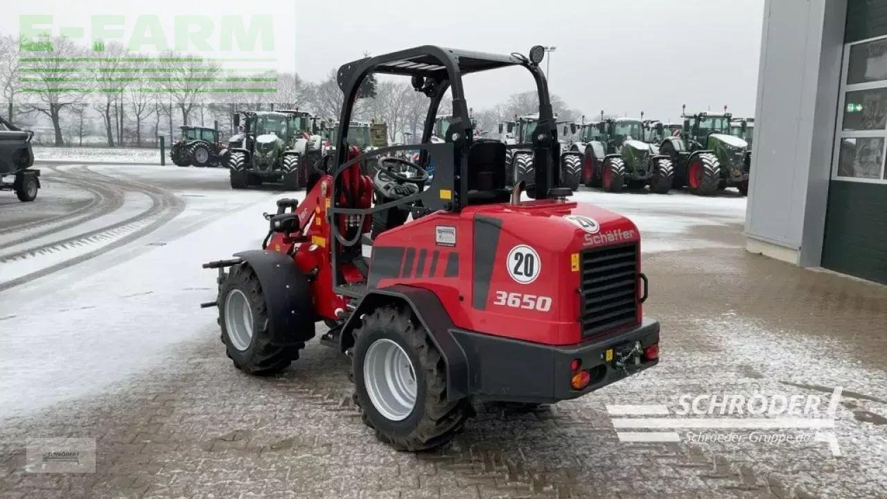 Schäffer 3650 - Utovarivač na kotačima: slika Schäffer 3650 - Utovarivač na kotačima Schäffer 3650 - Utovarivač na kotačima: slika Schäffer 3650 - Utovarivač na kotačima