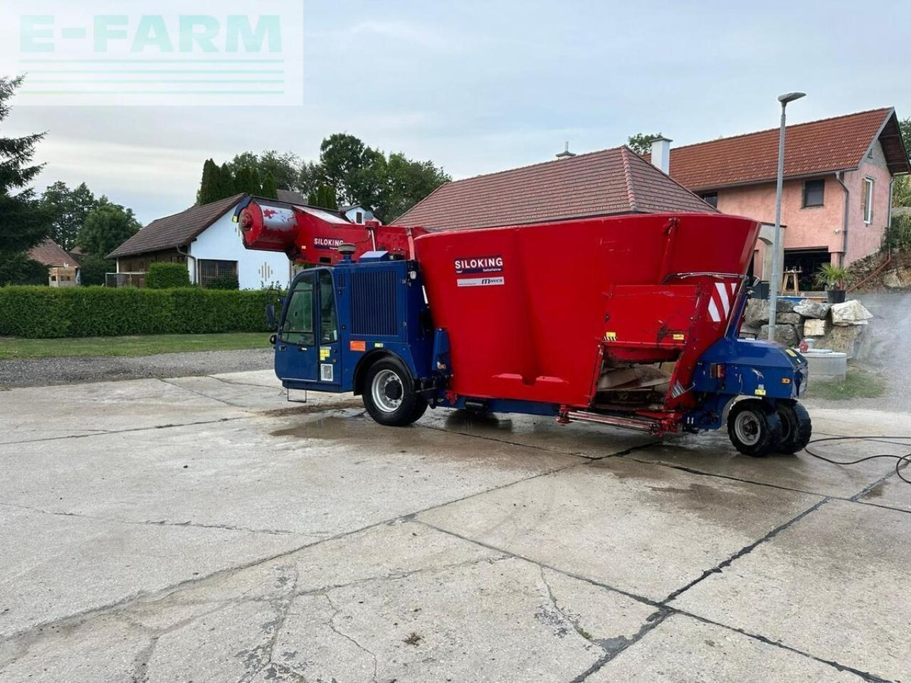 Siloking 16 m³ selbstfahrer - Oprema za stoku: slika Siloking 16 m³ selbstfahrer - Oprema za stoku Siloking 16 m³ selbstfahrer - Oprema za stoku: slika Siloking 16 m³ selbstfahrer - Oprema za stoku