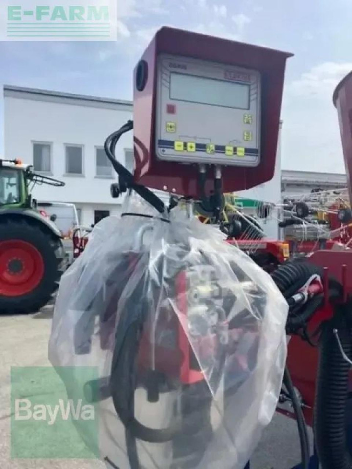 Siloking trailedline duo 16 #129 - Oprema za stoku: slika Siloking trailedline duo 16 #129 - Oprema za stoku Siloking trailedline duo 16 #129 - Oprema za stoku: slika Siloking trailedline duo 16 #129 - Oprema za stoku