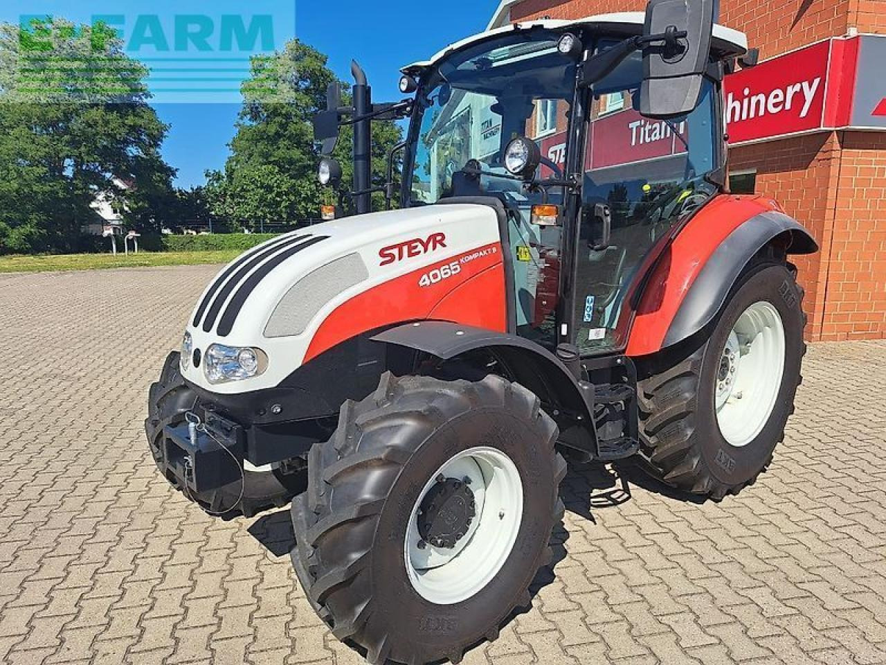 Steyr 4065 kompakt s S - Traktor: slika Steyr 4065 kompakt s S - Traktor Steyr 4065 kompakt s S - Traktor: slika Steyr 4065 kompakt s S - Traktor