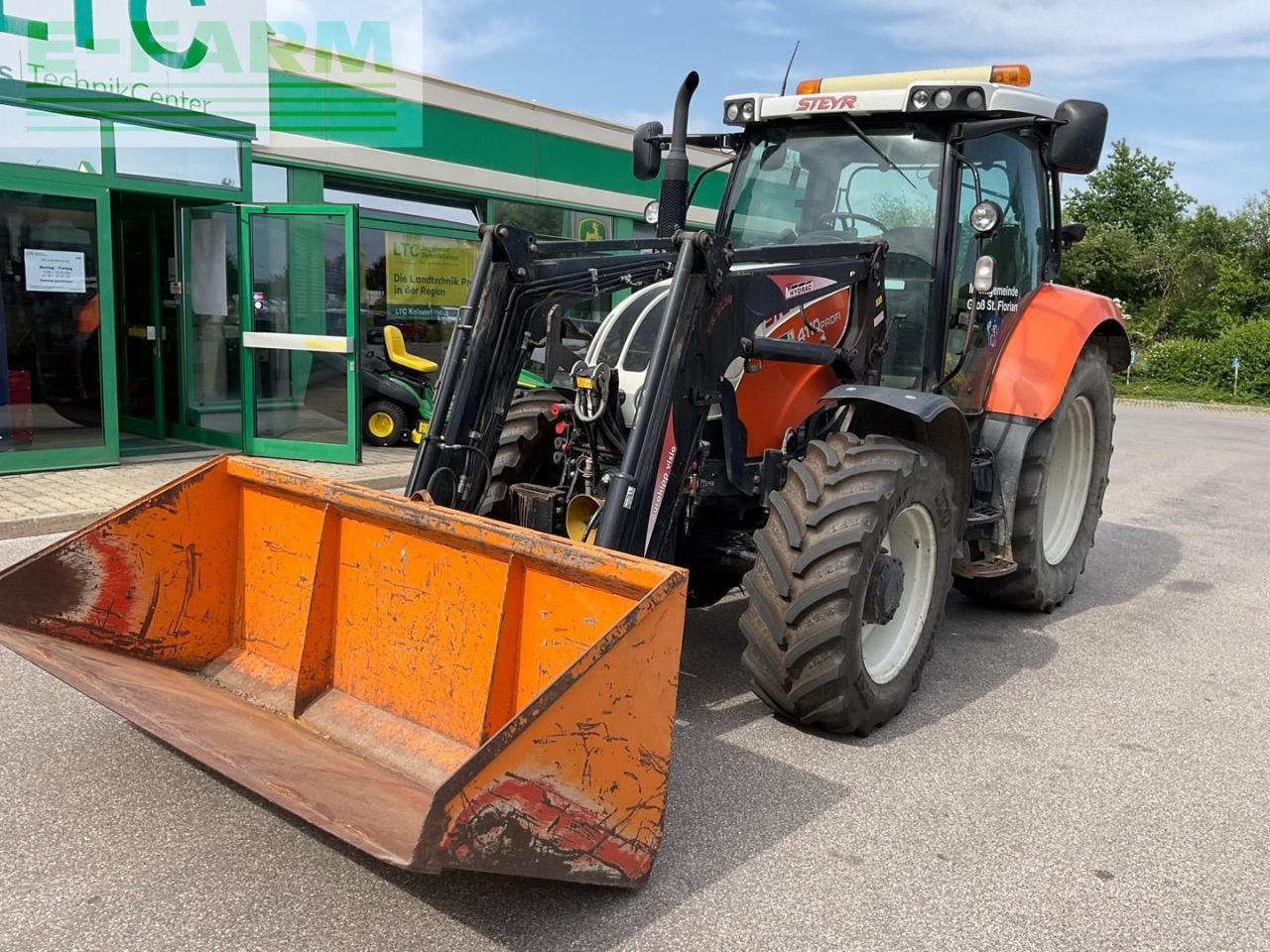 Steyr 4110 Profi - Traktor: slika Steyr 4110 Profi - Traktor Steyr 4110 Profi - Traktor: slika Steyr 4110 Profi - Traktor
