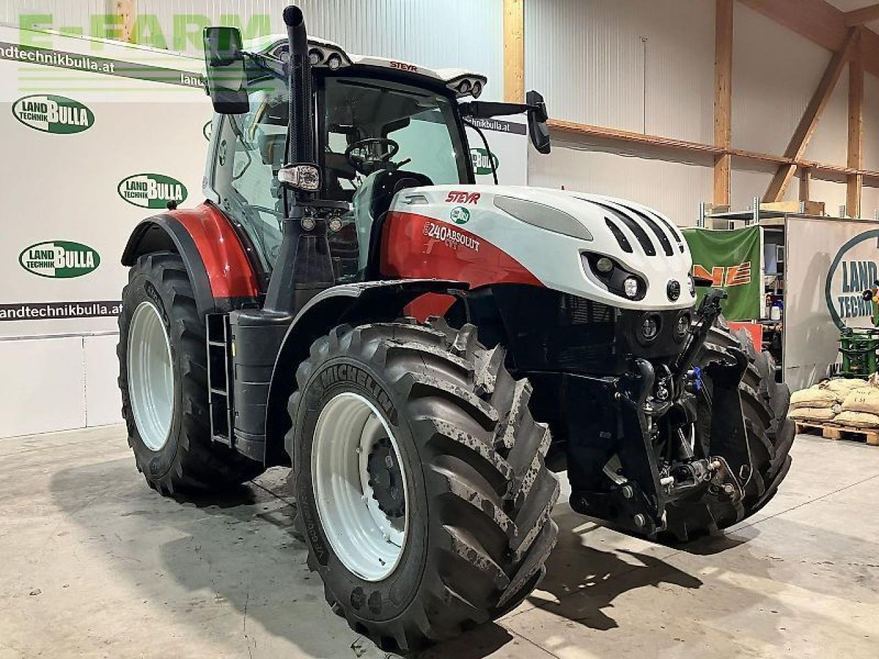 Steyr 6240 absolut cvt CVT - Traktor: slika Steyr 6240 absolut cvt CVT - Traktor Steyr 6240 absolut cvt CVT - Traktor: slika Steyr 6240 absolut cvt CVT - Traktor