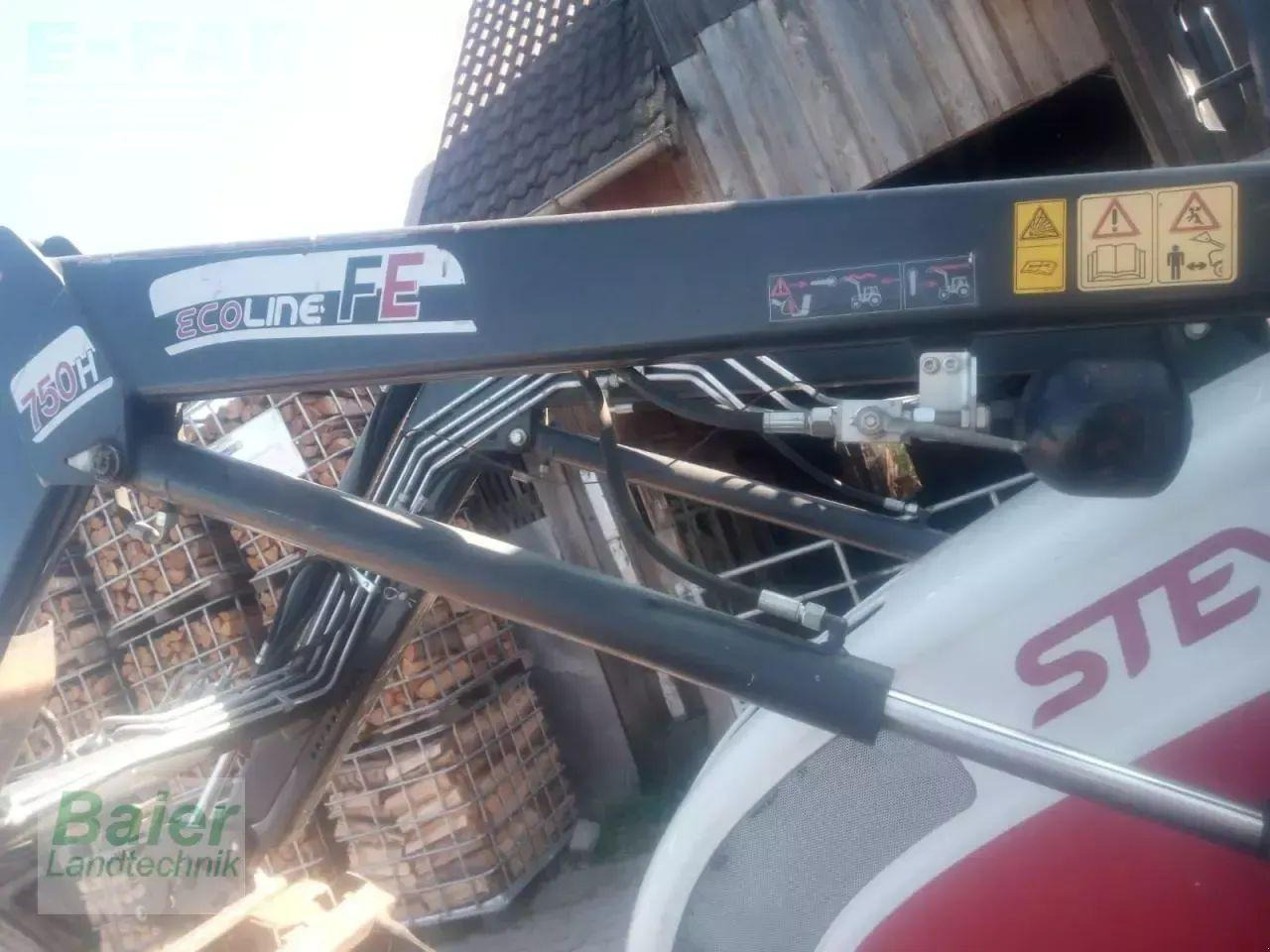 Steyr kompakt 4055s S - Traktor: slika Steyr kompakt 4055s S - Traktor Steyr kompakt 4055s S - Traktor: slika Steyr kompakt 4055s S - Traktor