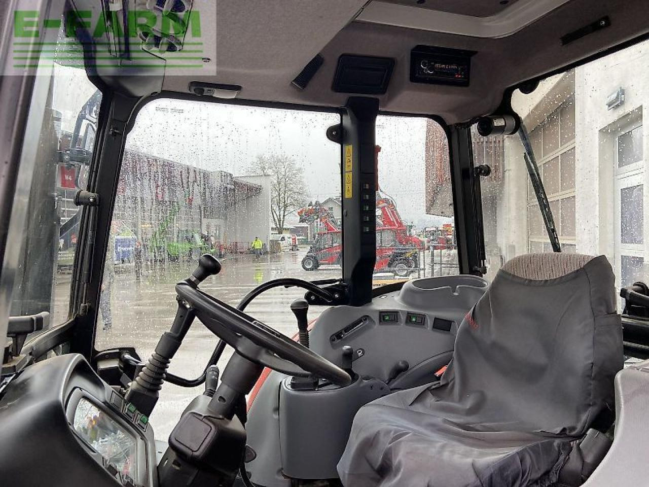 Traktor Steyr kompakt 4075 komfort 1: slika Traktor Steyr kompakt 4075 komfort 1