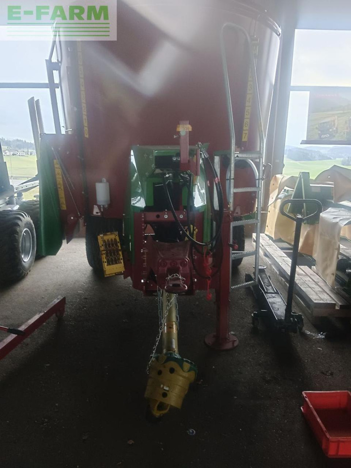 Strautmann verti - mix 1251 - Oprema za stoku: slika Strautmann verti - mix 1251 - Oprema za stoku Strautmann verti - mix 1251 - Oprema za stoku: slika Strautmann verti - mix 1251 - Oprema za stoku