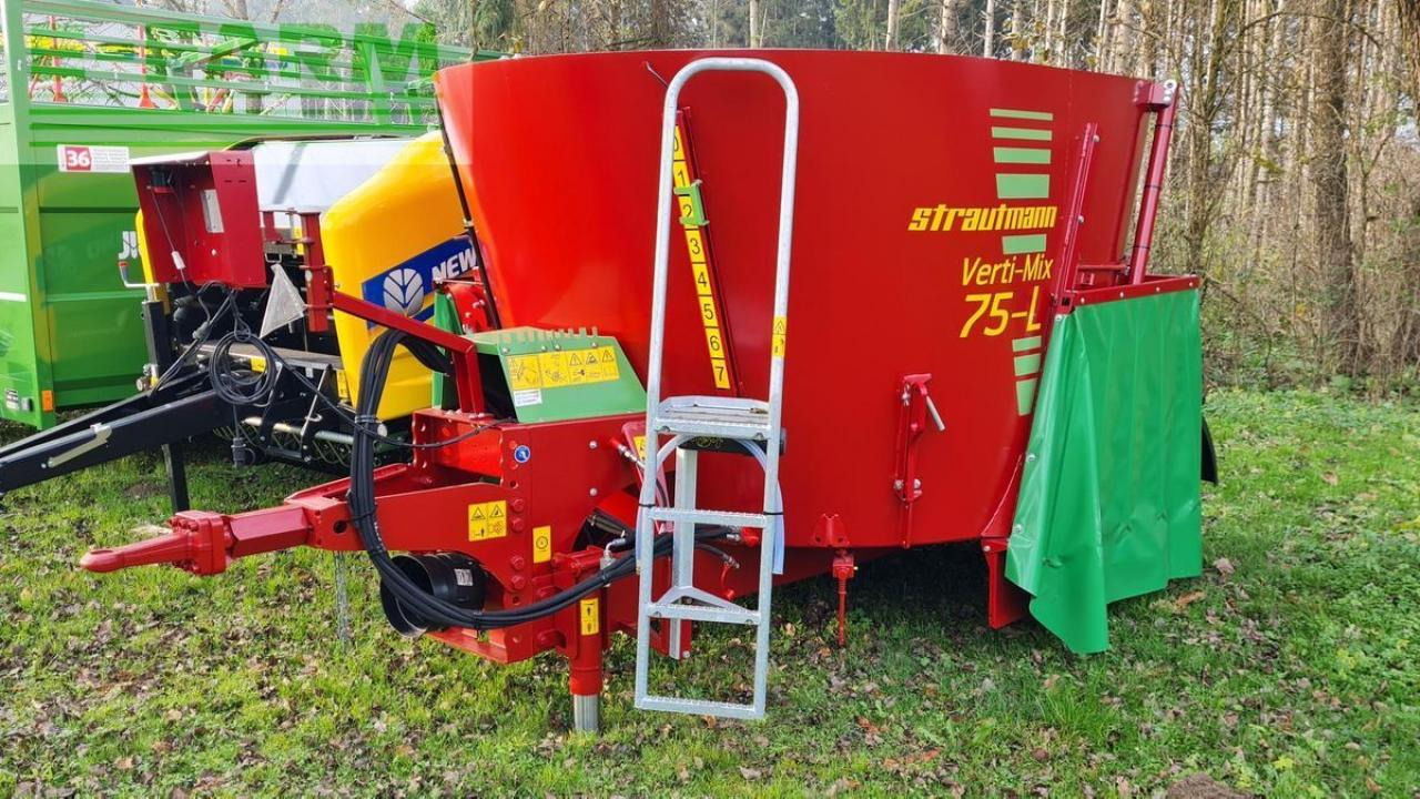 Strautmann verti mix 75 - Oprema za stoku: slika Strautmann verti mix 75 - Oprema za stoku Strautmann verti mix 75 - Oprema za stoku: slika Strautmann verti mix 75 - Oprema za stoku