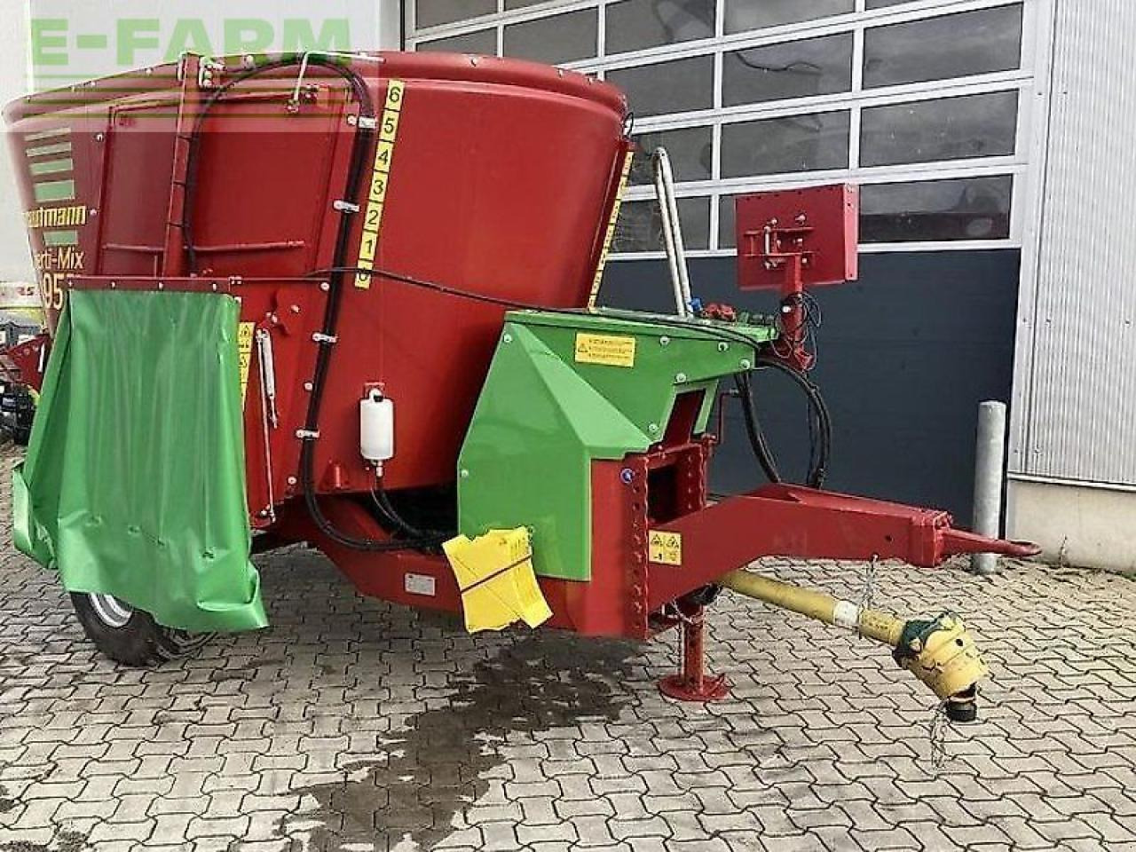 Strautmann verti-mix 951 - Oprema za stoku: slika Strautmann verti-mix 951 - Oprema za stoku Strautmann verti-mix 951 - Oprema za stoku: slika Strautmann verti-mix 951 - Oprema za stoku