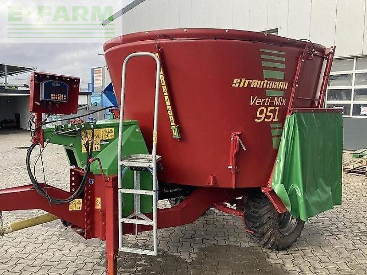 Strautmann verti-mix 951 - Oprema za stoku: slika Strautmann verti-mix 951 - Oprema za stoku Strautmann verti-mix 951 - Oprema za stoku: slika Strautmann verti-mix 951 - Oprema za stoku