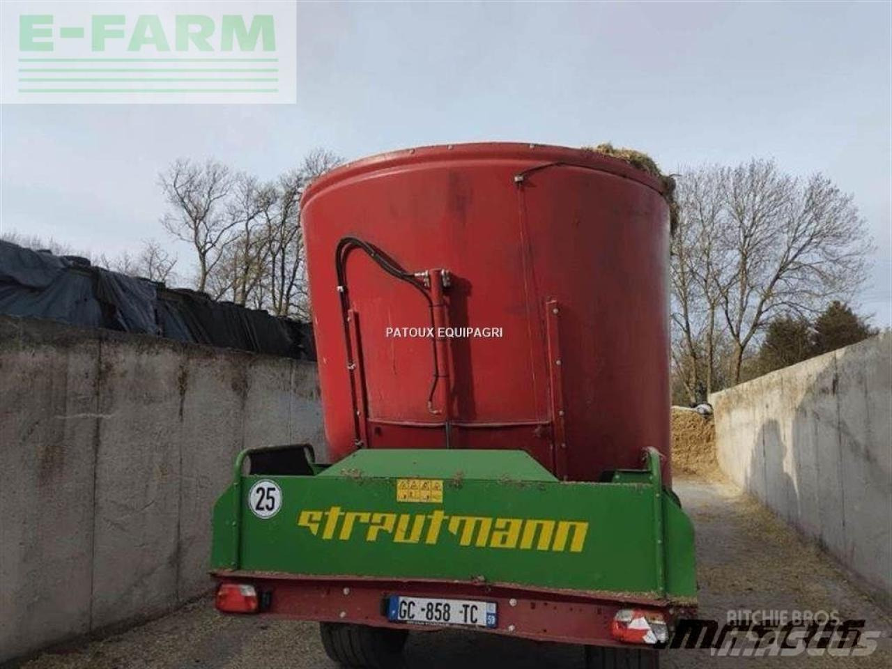 Strautmann vertimix 1651 - Oprema za stoku: slika Strautmann vertimix 1651 - Oprema za stoku Strautmann vertimix 1651 - Oprema za stoku: slika Strautmann vertimix 1651 - Oprema za stoku