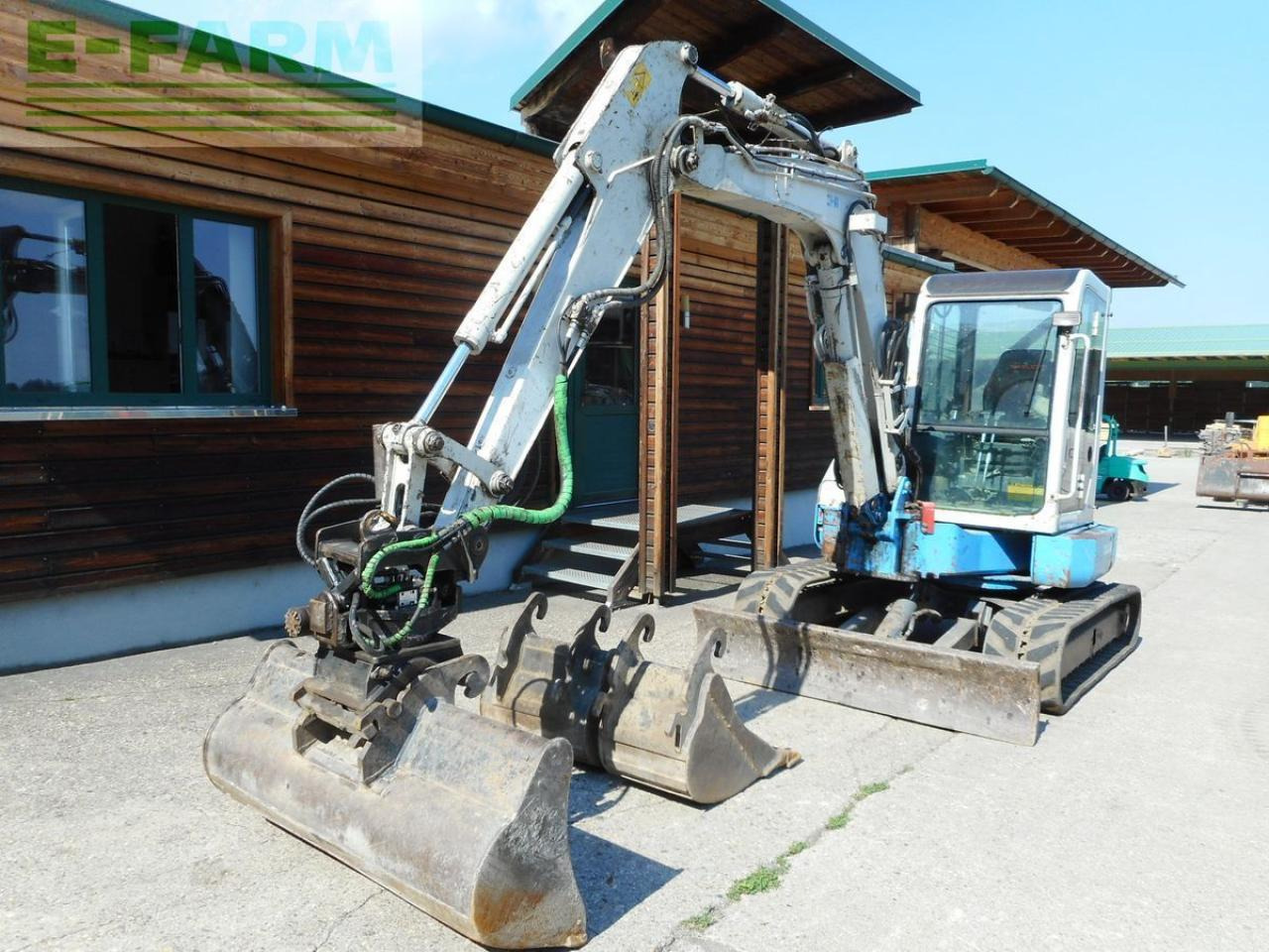Takeuchi tb 153fr ( 5.650kg ) rototilt +ähnlich powertilt - Mini bager: slika Takeuchi tb 153fr ( 5.650kg ) rototilt +ähnlich powertilt - Mini bager Takeuchi tb 153fr ( 5.650kg ) rototilt +ähnlich powertilt - Mini bager: slika Takeuchi tb 153fr ( 5.650kg ) rototilt +ähnlich powertilt - Mini bager