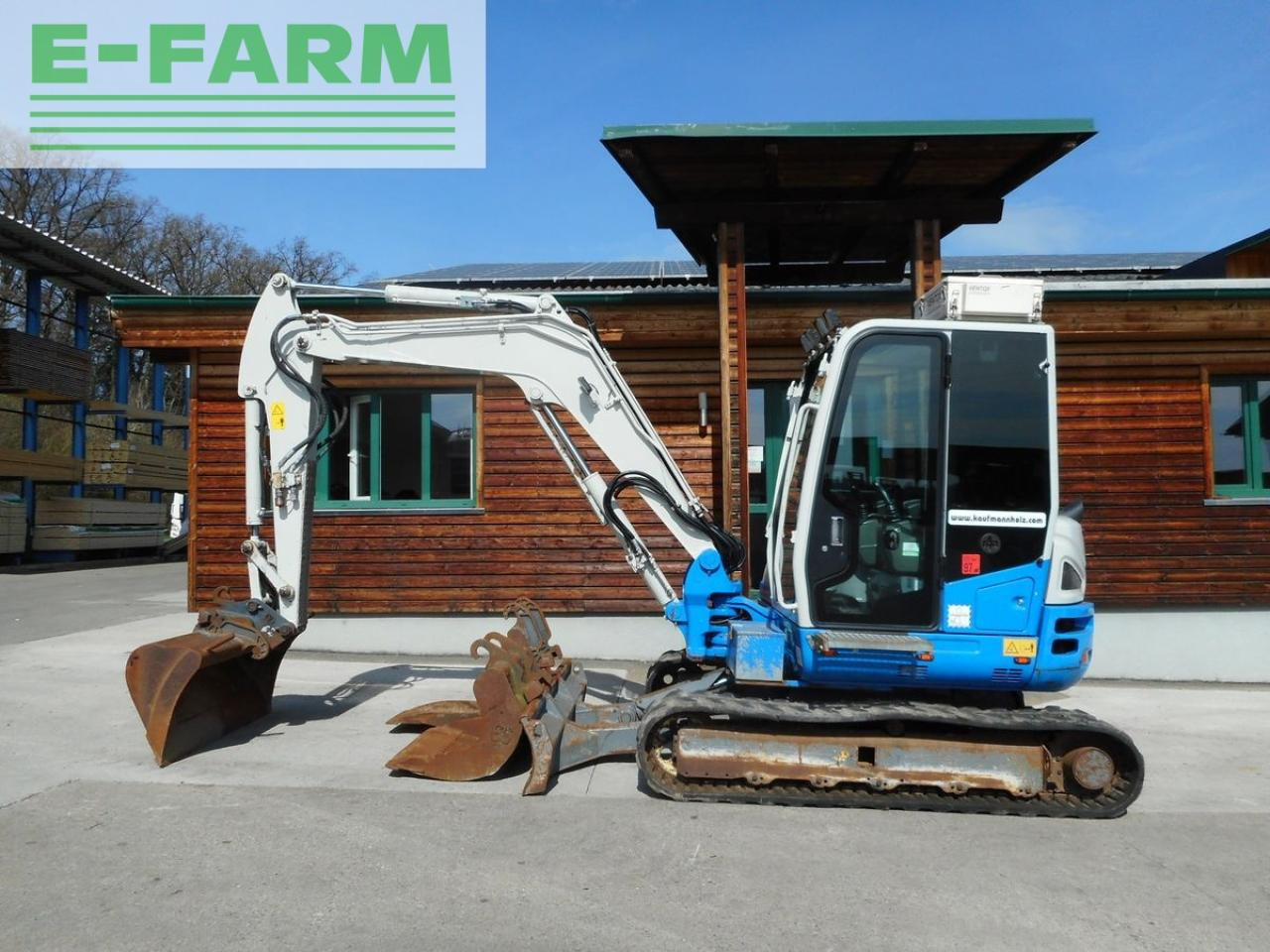 Takeuchi tb 260 ( 5.735kg ) hydr. sw + 3 löffel - Mini bager: slika Takeuchi tb 260 ( 5.735kg ) hydr. sw + 3 löffel - Mini bager Takeuchi tb 260 ( 5.735kg ) hydr. sw + 3 löffel - Mini bager: slika Takeuchi tb 260 ( 5.735kg ) hydr. sw + 3 löffel - Mini bager