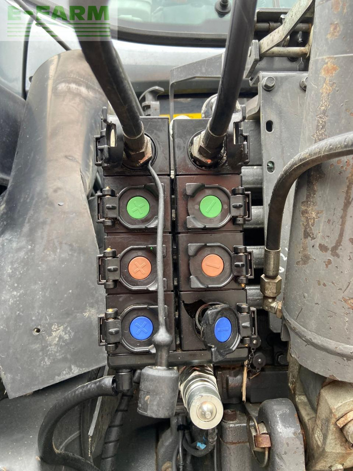 Traktor Valtra T254S: slika Traktor Valtra T254S