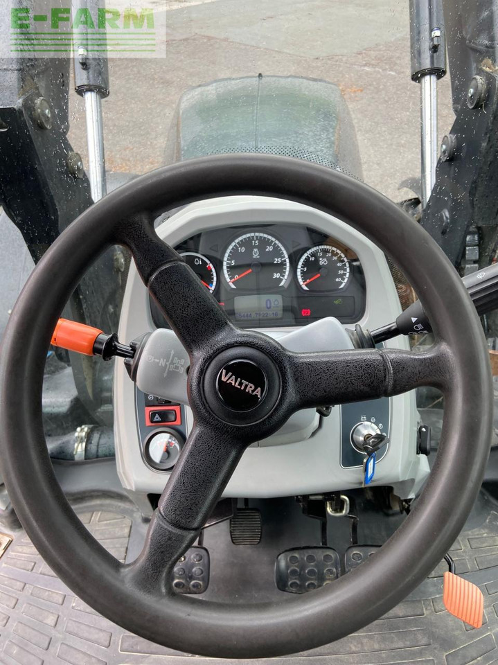 Traktor Valtra T254S: slika Traktor Valtra T254S