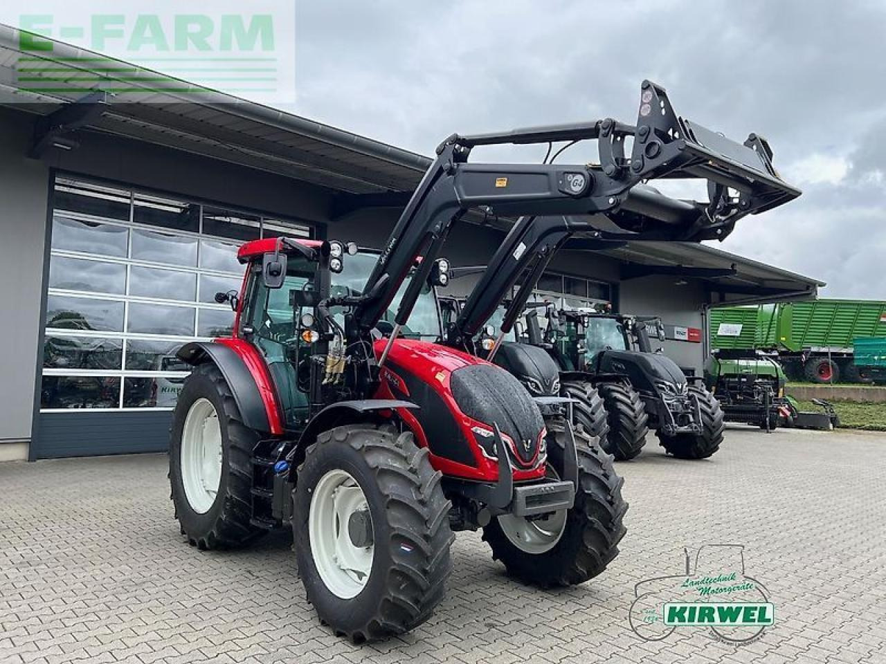 Valtra a 105 - Traktor: slika Valtra a 105 - Traktor Valtra a 105 - Traktor: slika Valtra a 105 - Traktor