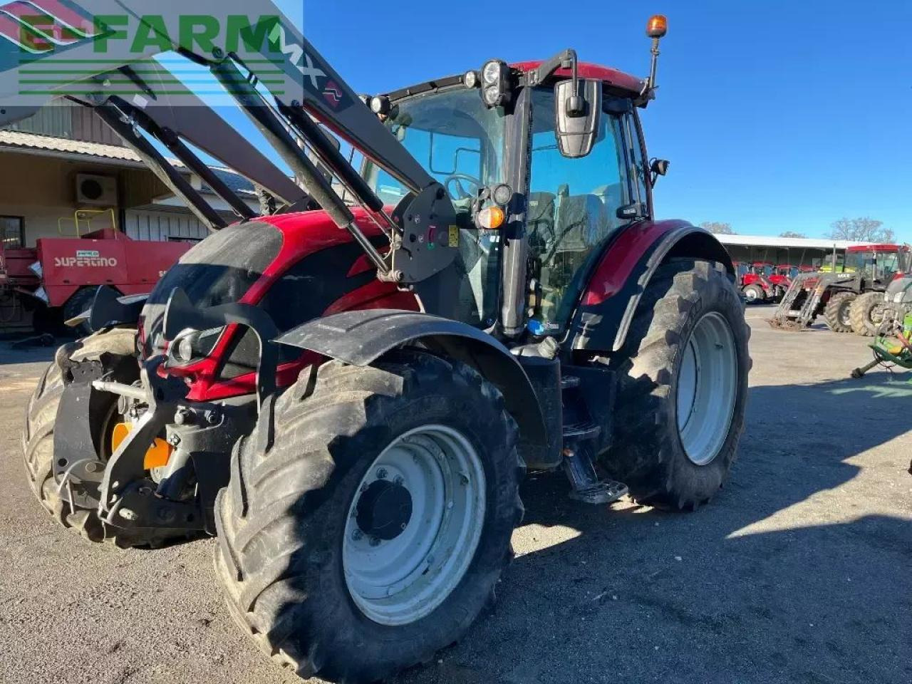 Valtra n 134 d smarttouch - Traktor: slika Valtra n 134 d smarttouch - Traktor Valtra n 134 d smarttouch - Traktor: slika Valtra n 134 d smarttouch - Traktor
