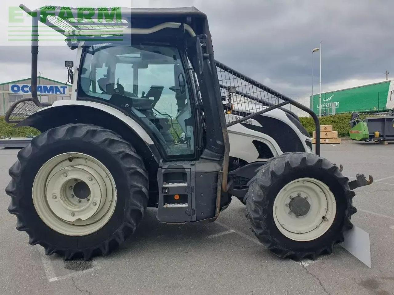 Valtra n 135 direct smarttouch Direct - Traktor: slika Valtra n 135 direct smarttouch Direct - Traktor Valtra n 135 direct smarttouch Direct - Traktor: slika Valtra n 135 direct smarttouch Direct - Traktor