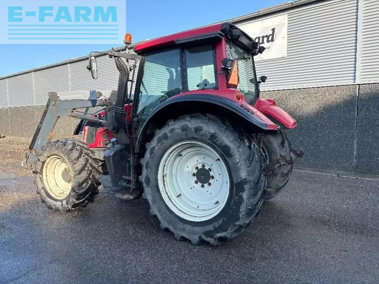 Valtra n 143 - Traktor: slika Valtra n 143 - Traktor Valtra n 143 - Traktor: slika Valtra n 143 - Traktor