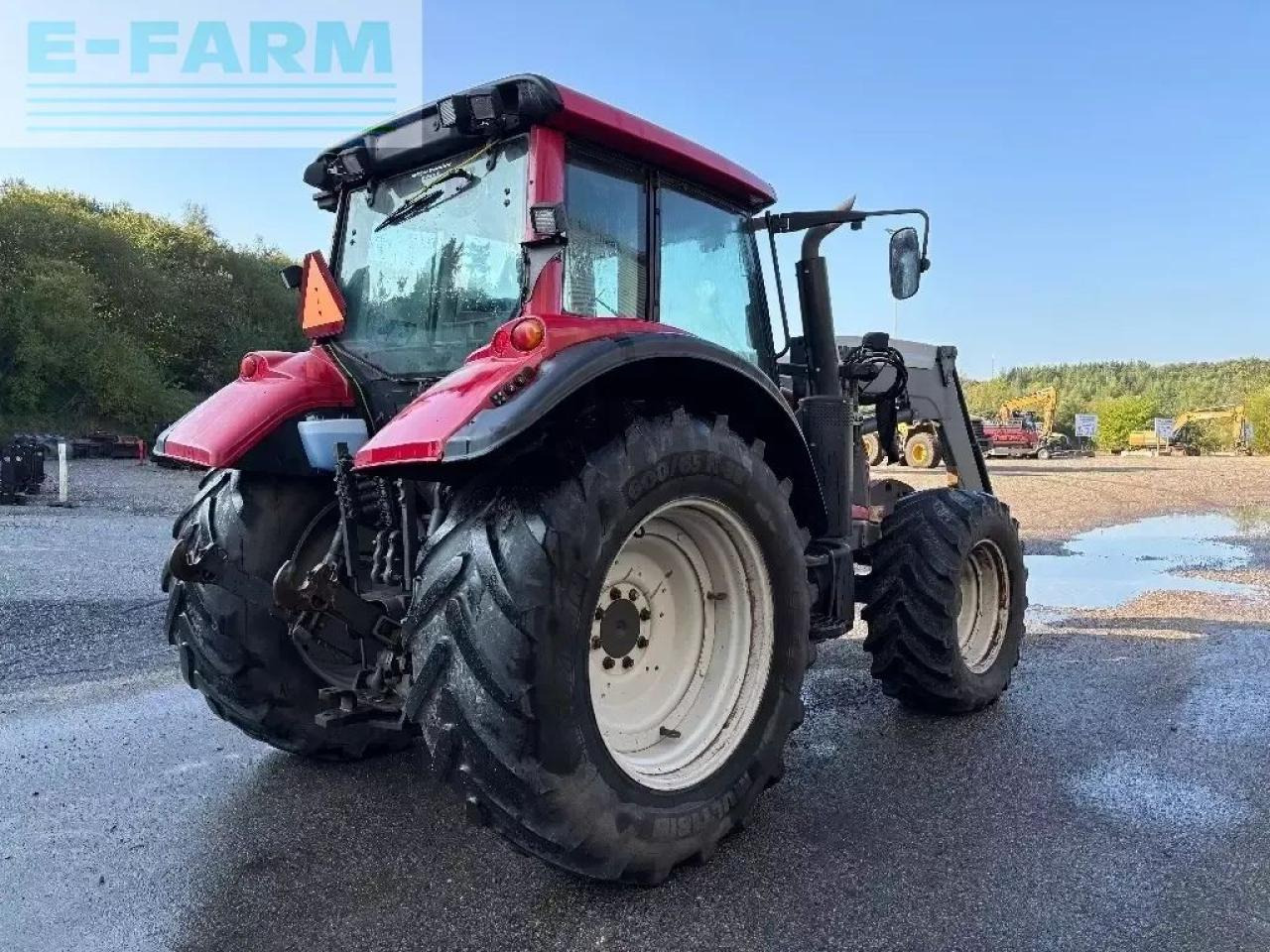 Valtra n 143 - Traktor: slika Valtra n 143 - Traktor Valtra n 143 - Traktor: slika Valtra n 143 - Traktor