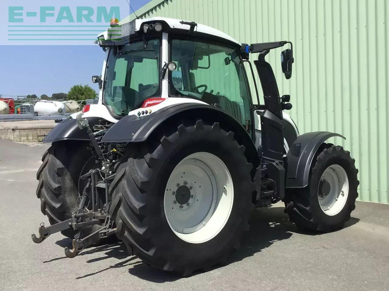 Valtra n 174 direct Direct - Traktor: slika Valtra n 174 direct Direct - Traktor Valtra n 174 direct Direct - Traktor: slika Valtra n 174 direct Direct - Traktor