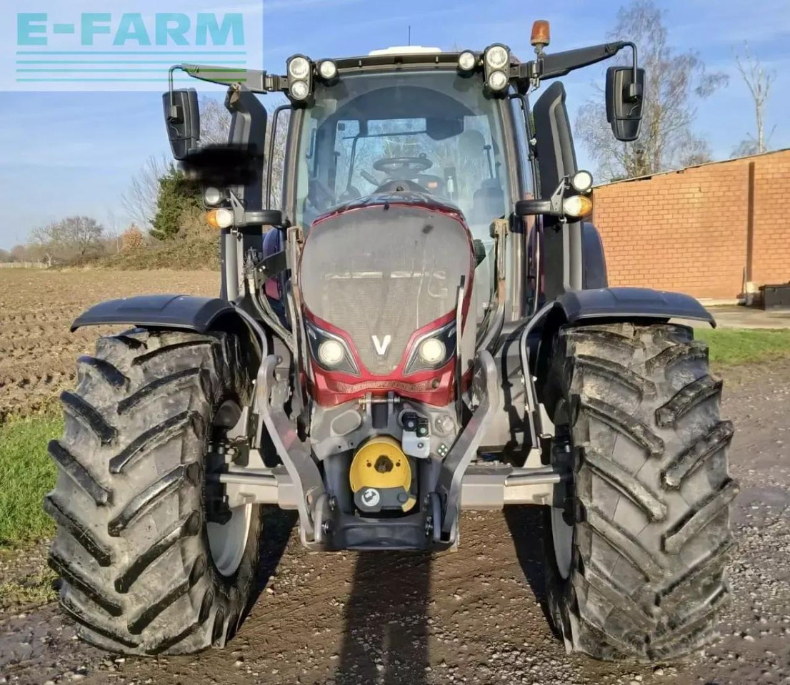 Valtra n 174 direct Direct - Traktor: slika Valtra n 174 direct Direct - Traktor Valtra n 174 direct Direct - Traktor: slika Valtra n 174 direct Direct - Traktor