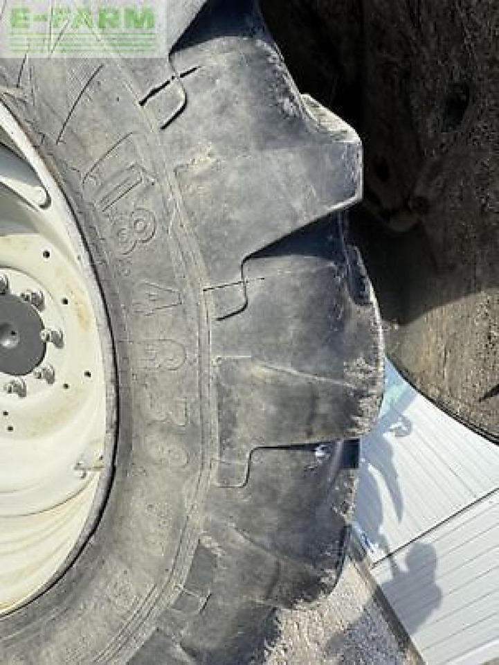 Valtra n134a - Traktor: slika Valtra n134a - Traktor Valtra n134a - Traktor: slika Valtra n134a - Traktor