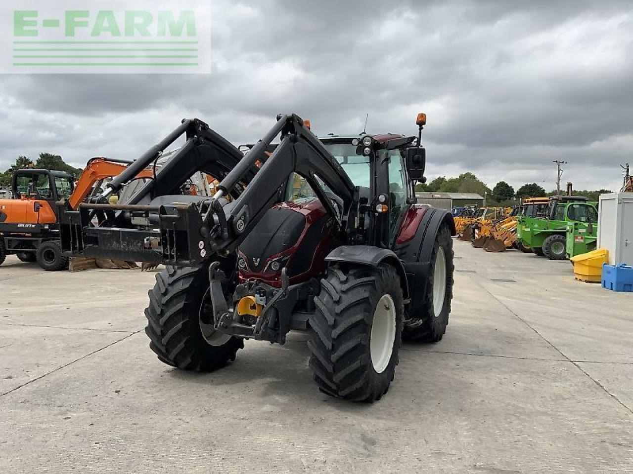 Valtra n174 active (st23843) Active - Traktor: slika Valtra n174 active (st23843) Active - Traktor Valtra n174 active (st23843) Active - Traktor: slika Valtra n174 active (st23843) Active - Traktor