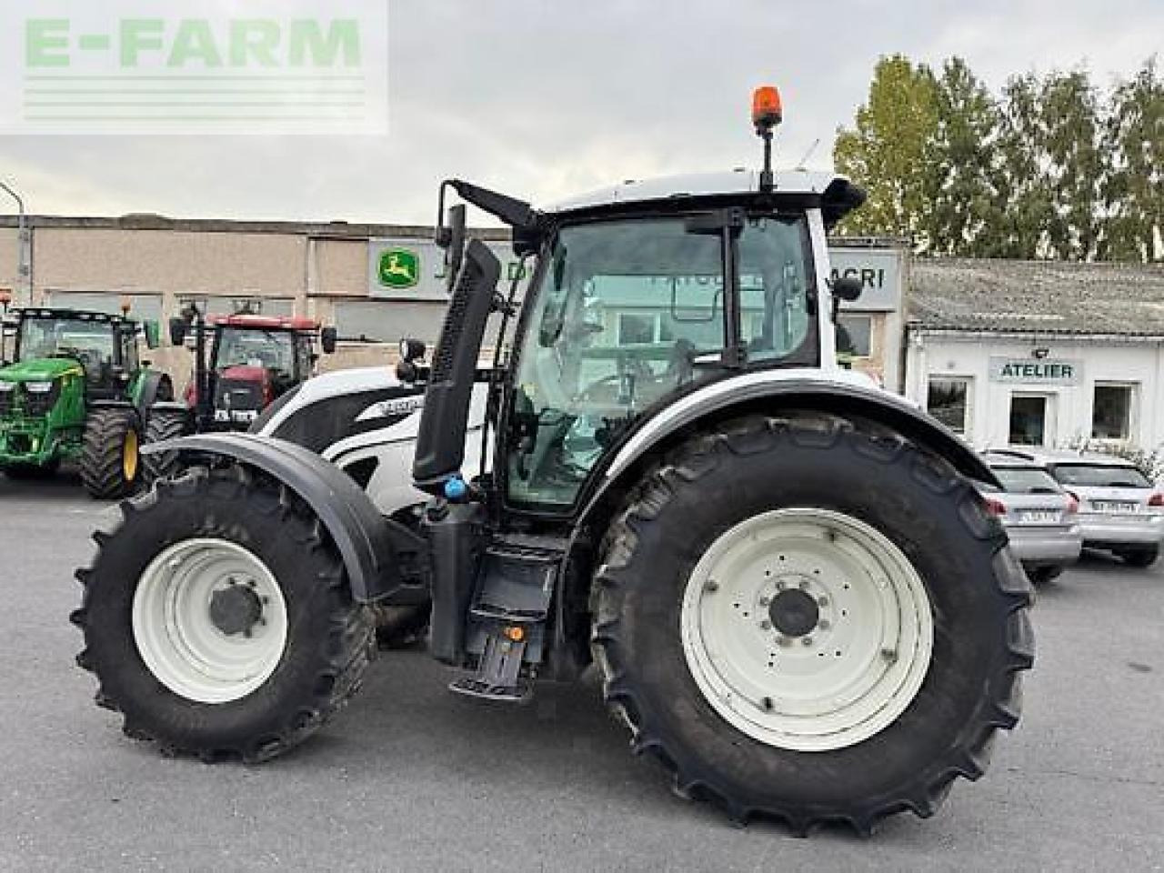 Valtra n174 direct Direct - Traktor: slika Valtra n174 direct Direct - Traktor Valtra n174 direct Direct - Traktor: slika Valtra n174 direct Direct - Traktor