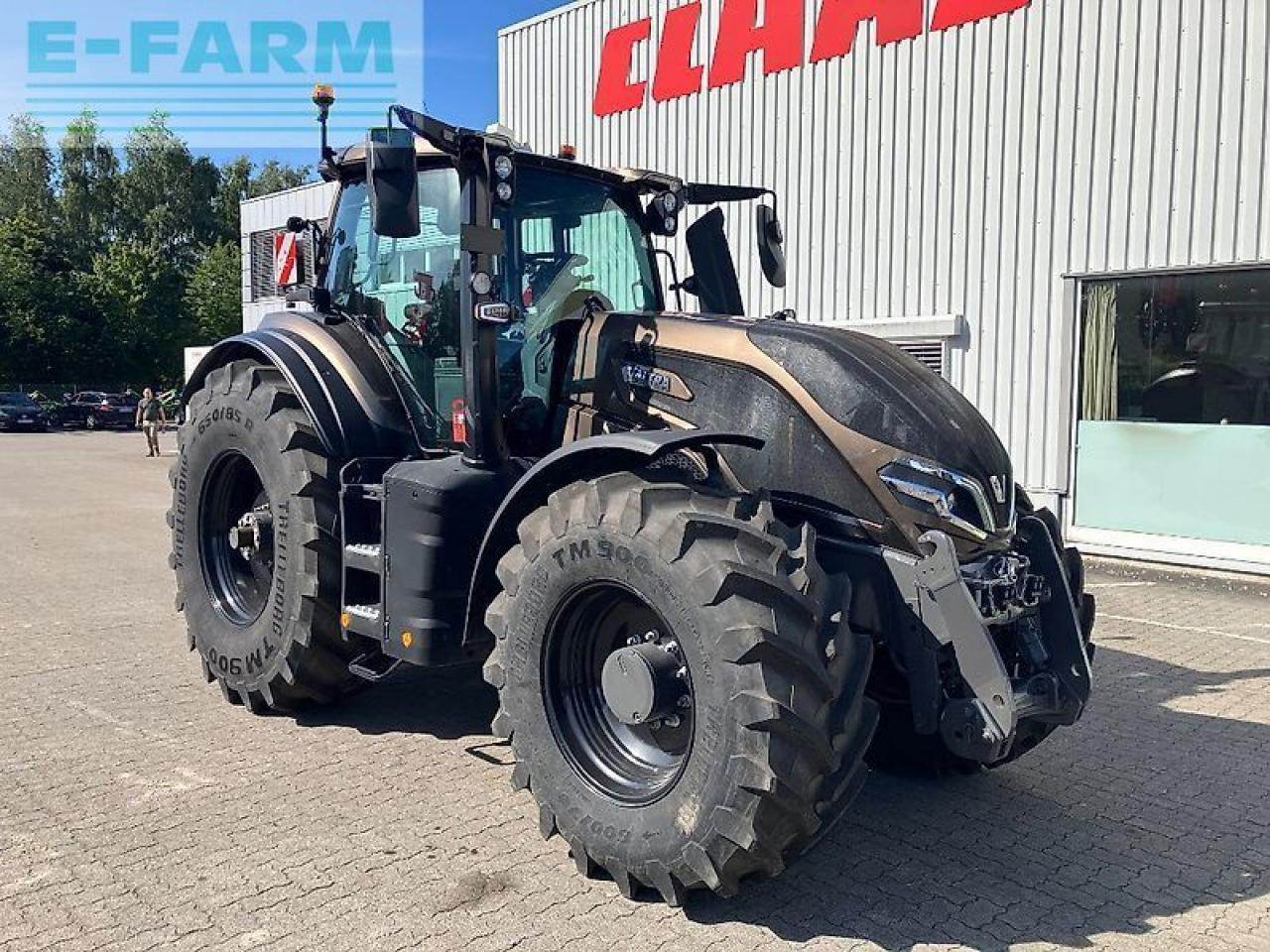 Traktor Valtra q245 (gewährleistungsverlängerung 12.2026): slika Traktor Valtra q245 (gewährleistungsverlängerung 12.2026)