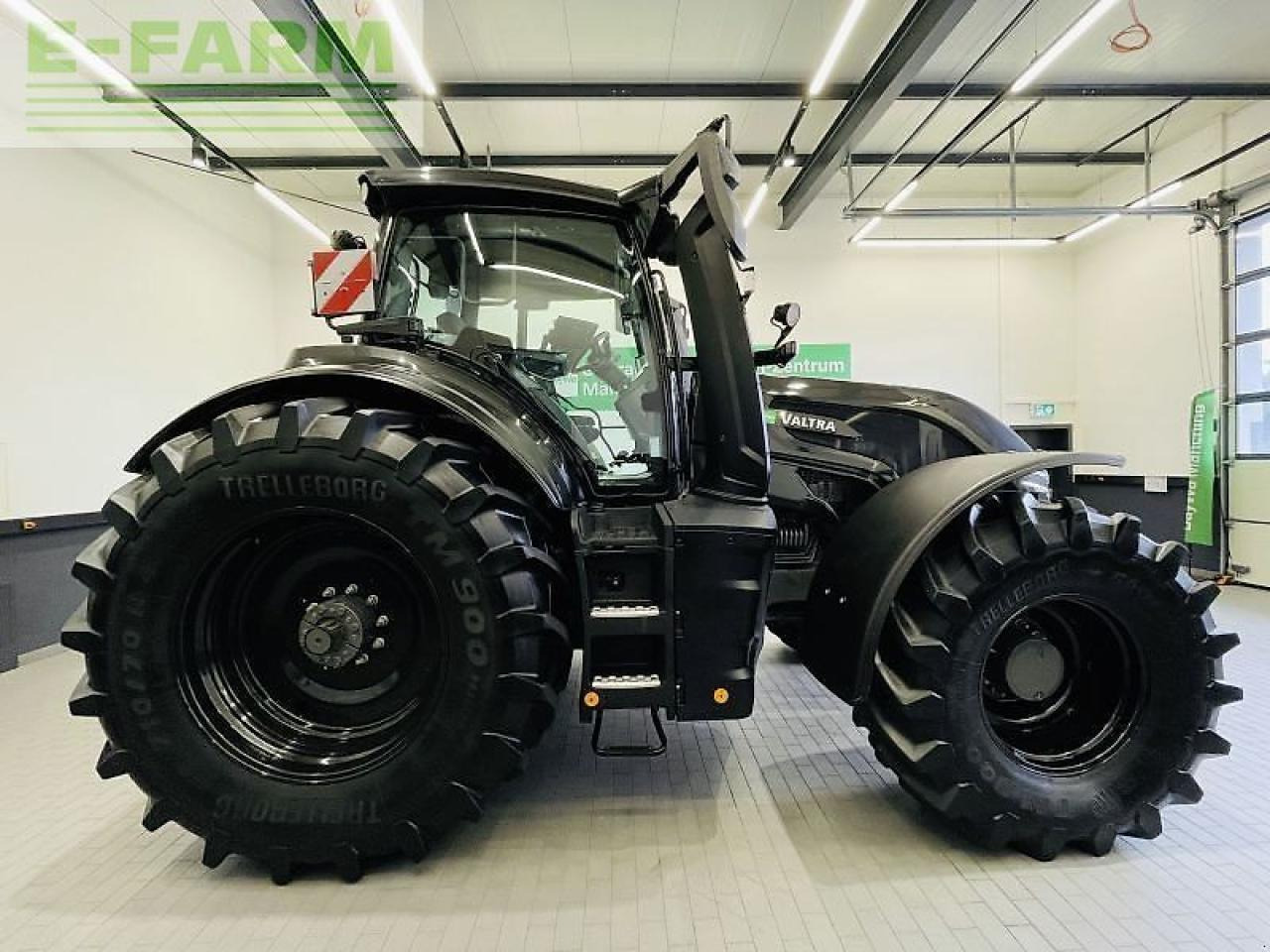 Valtra q285 - Traktor: slika Valtra q285 - Traktor Valtra q285 - Traktor: slika Valtra q285 - Traktor
