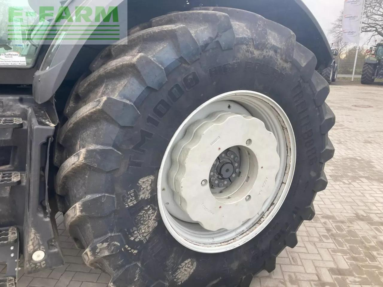Valtra s374 smarttouch - Traktor: slika Valtra s374 smarttouch - Traktor Valtra s374 smarttouch - Traktor: slika Valtra s374 smarttouch - Traktor