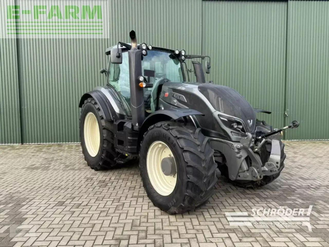Valtra t 174 ea - Traktor: slika Valtra t 174 ea - Traktor Valtra t 174 ea - Traktor: slika Valtra t 174 ea - Traktor