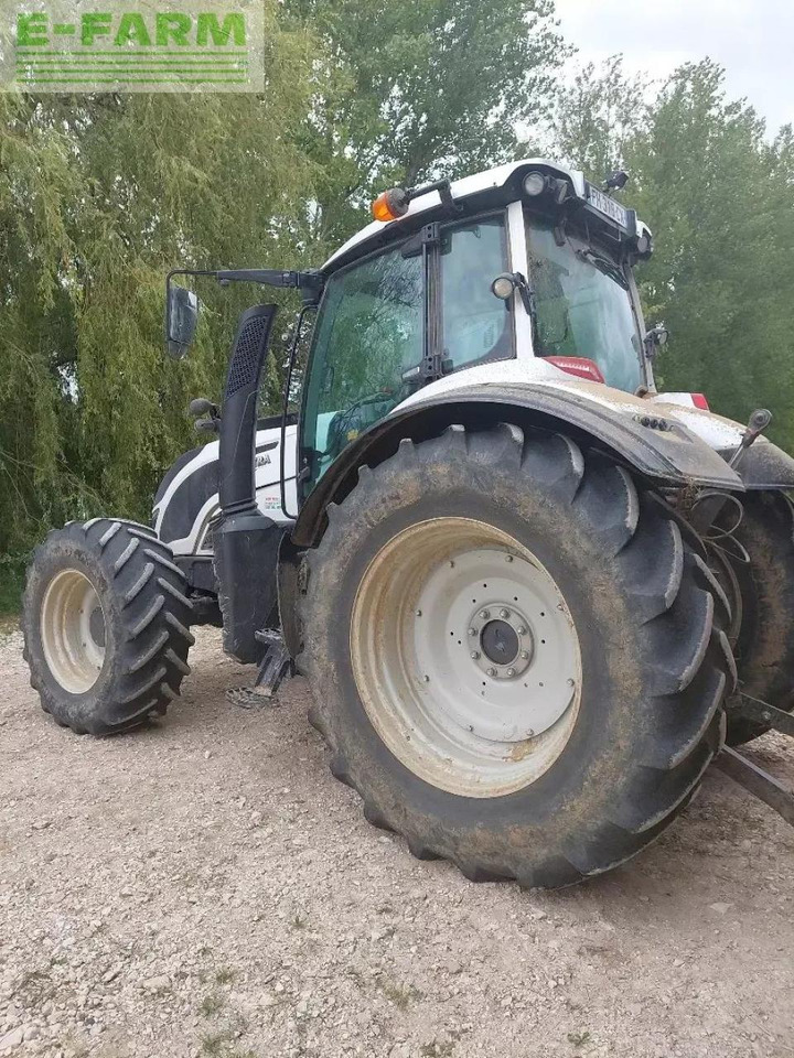 Valtra t 174e d smarttouch - Traktor: slika Valtra t 174e d smarttouch - Traktor Valtra t 174e d smarttouch - Traktor: slika Valtra t 174e d smarttouch - Traktor