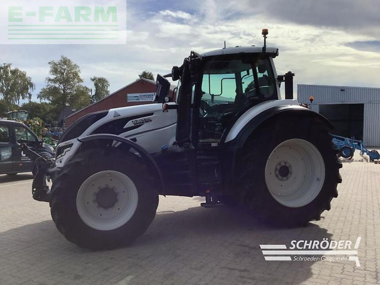 Valtra t 175 ed smarttouch | rtk | unlimited - Traktor: slika Valtra t 175 ed smarttouch | rtk | unlimited - Traktor Valtra t 175 ed smarttouch | rtk | unlimited - Traktor: slika Valtra t 175 ed smarttouch | rtk | unlimited - Traktor