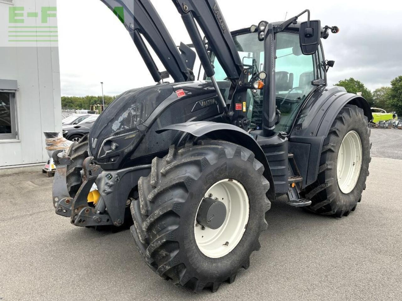 Valtra t 194 s, fkh + fzw, alö g7 m frontlader - Traktor: slika Valtra t 194 s, fkh + fzw, alö g7 m frontlader - Traktor Valtra t 194 s, fkh + fzw, alö g7 m frontlader - Traktor: slika Valtra t 194 s, fkh + fzw, alö g7 m frontlader - Traktor