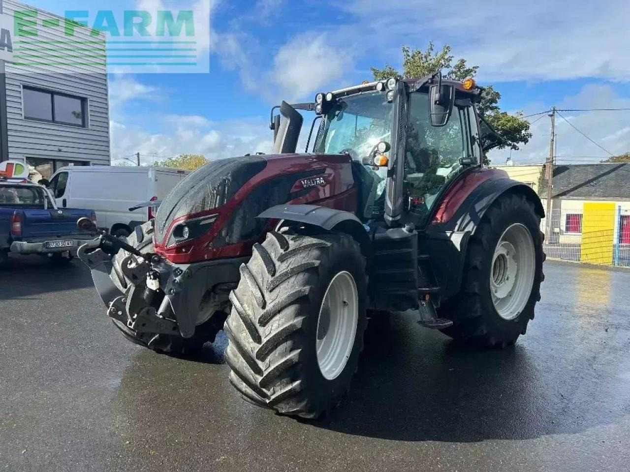 Valtra t 214 v smarttouch - Traktor: slika Valtra t 214 v smarttouch - Traktor Valtra t 214 v smarttouch - Traktor: slika Valtra t 214 v smarttouch - Traktor